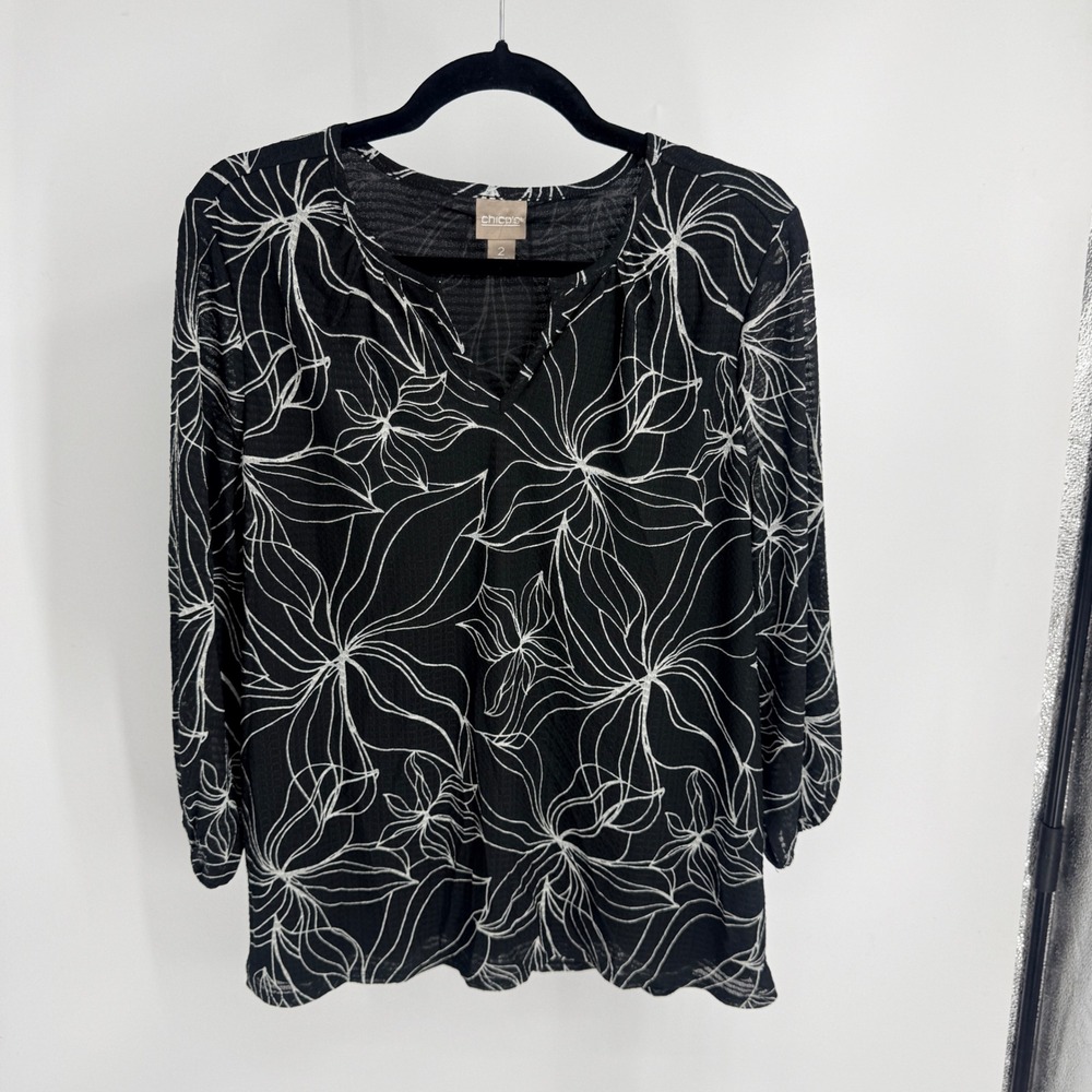 Chico's Black White Floral Line Art Blouse 3/4 Sleeve Size 2 L Large V-Neck Top